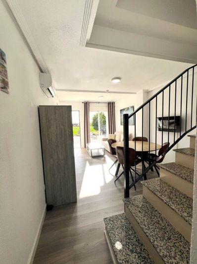 Image No.5-3 Bed House for sale