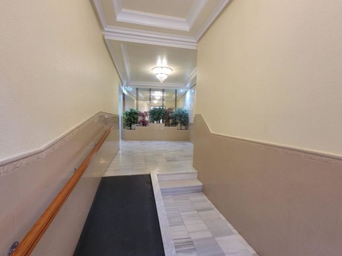 Image No.27-2 Bed Apartment for sale