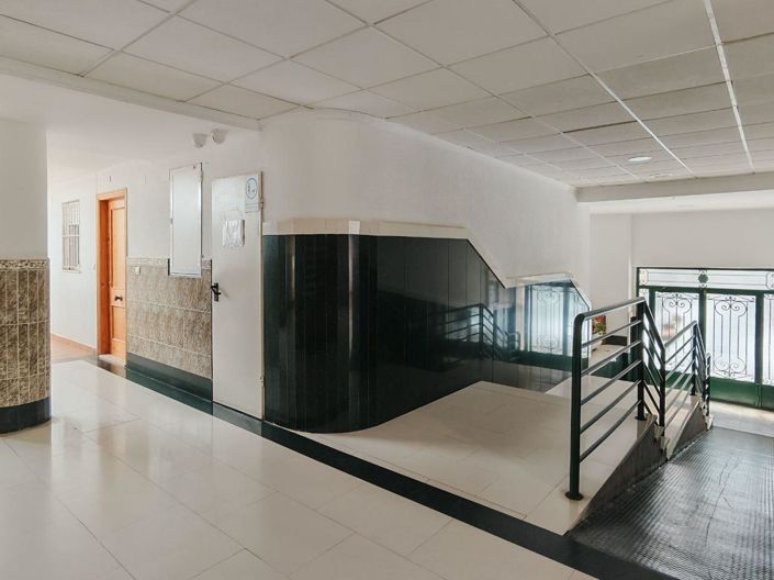 Image No.13-2 Bed Apartment for sale