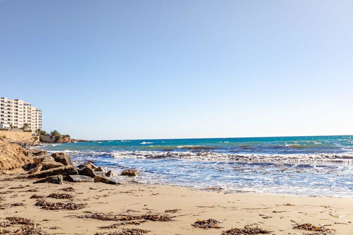 Image No.22-2 Bed Apartment for sale