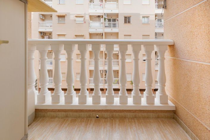 Image No.13-3 Bed Apartment for sale