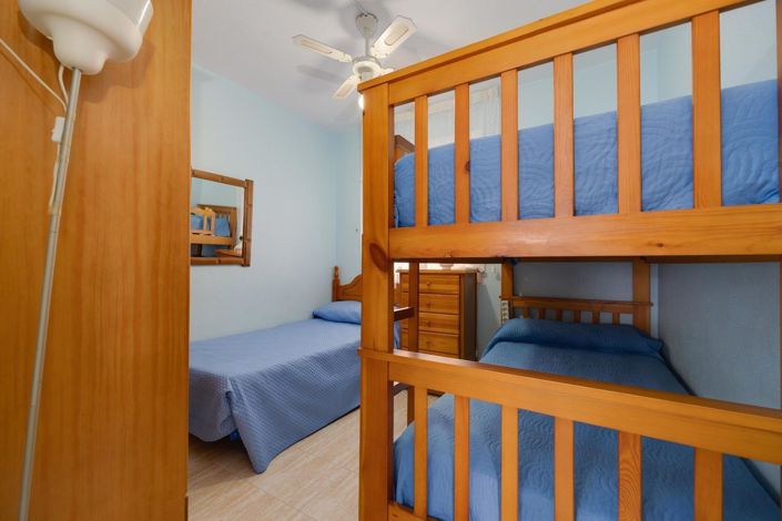 Image No.21-3 Bed Apartment for sale