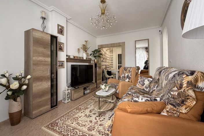 Image No.5-2 Bed Apartment for sale