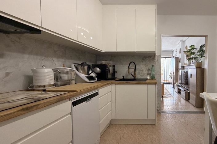 Image No.8-2 Bed Apartment for sale