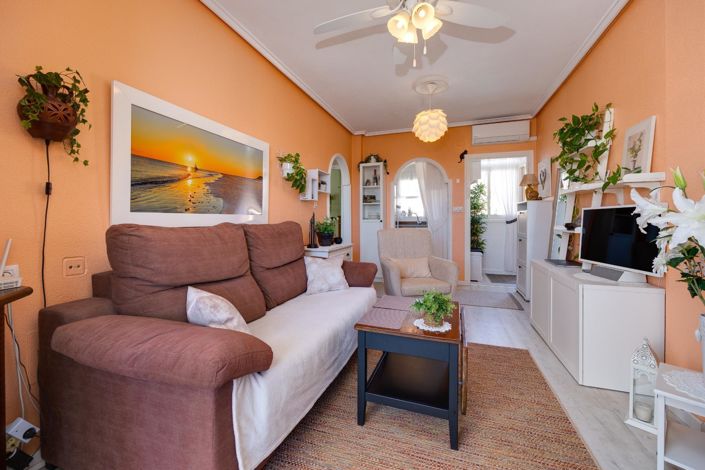 Image No.2-2 Bed Bungalow for sale