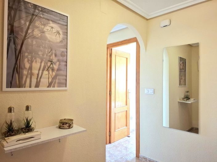 Image No.19-2 Bed Apartment for sale