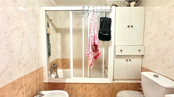 Image No.21-2 Bed Apartment for sale