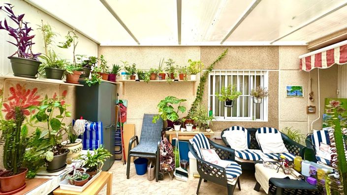 Image No.25-2 Bed Apartment for sale