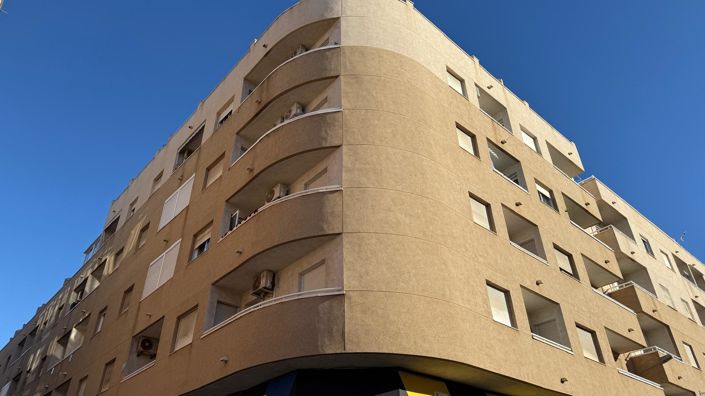 Image No.22-2 Bed Apartment for sale