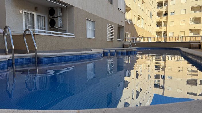 Image No.29-2 Bed Apartment for sale