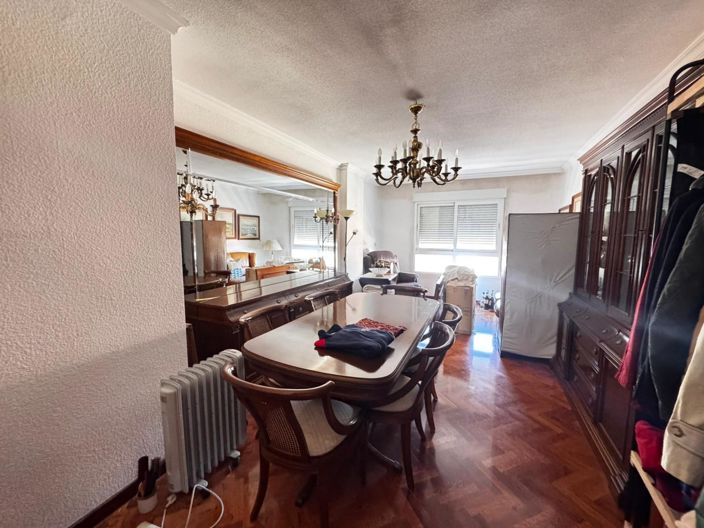 Image No.10-3 Bed Apartment for sale