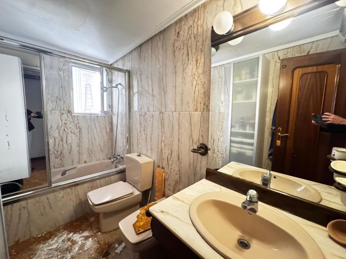 Image No.12-3 Bed Apartment for sale