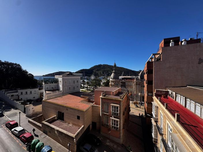 Image No.9-3 Bed Apartment for sale