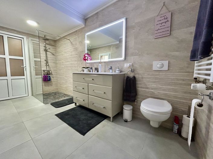 Image No.30-Villa de 6 chambres à vendre à Cabo Roig