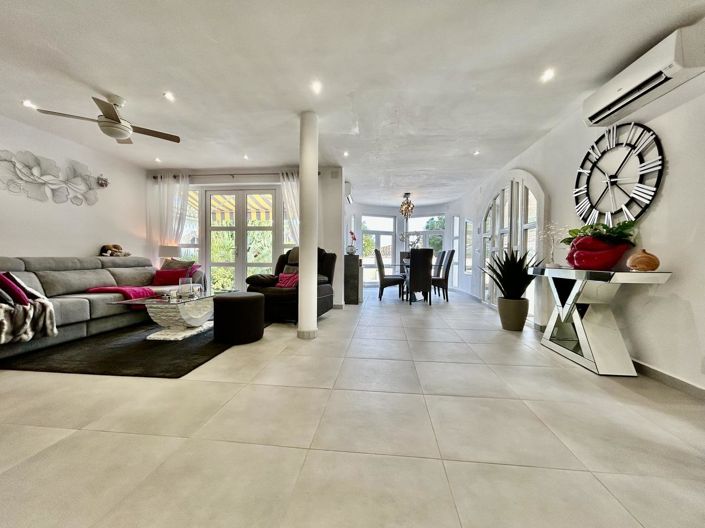 Image No.35-Villa de 6 chambres à vendre à Cabo Roig