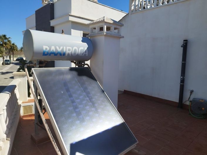 Image No.26-2 Bed Bungalow for sale