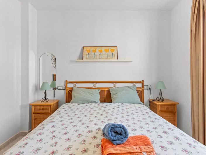 Image No.8-2 Bed Bungalow for sale