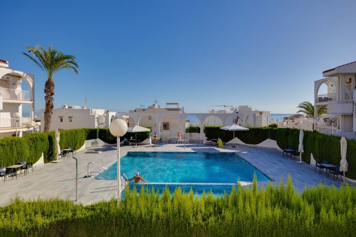 Image No.38-2 Bed Apartment for sale