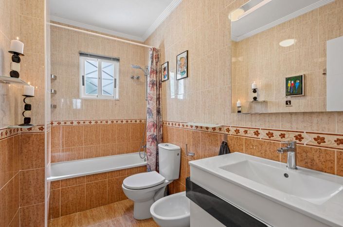 Image No.11-2 Bed Bungalow for sale