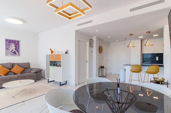 Image No.8-2 Bed Apartment for sale