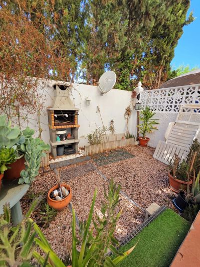 Image No.2-2 Bed Property for sale