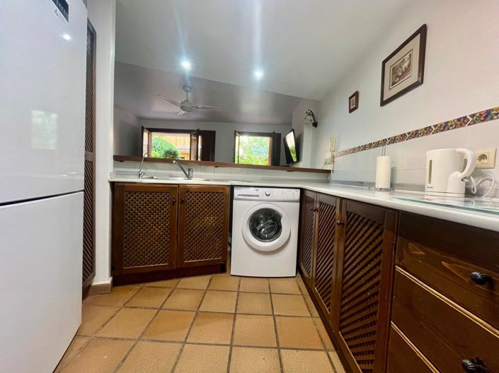 Image No.20-2 Bed Bungalow for sale