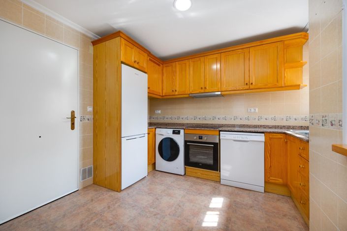 Image No.16-3 Bed Villa for sale