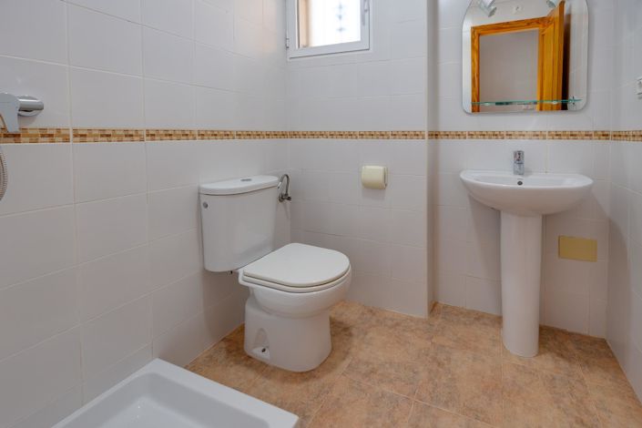 Image No.20-3 Bed Villa for sale