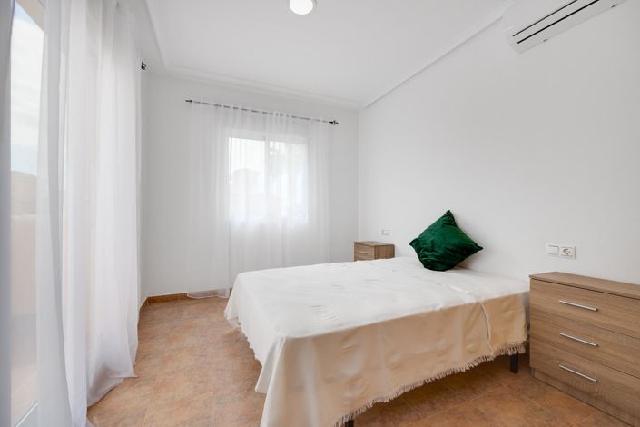 Image No.24-3 Bed Villa for sale