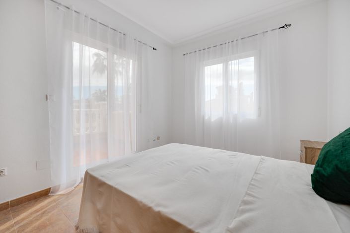 Image No.26-3 Bed Villa for sale