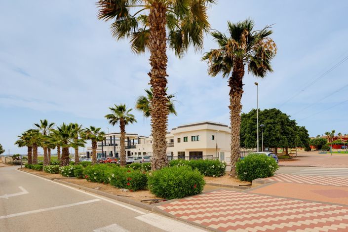 Image No.44-3 Bed Villa for sale