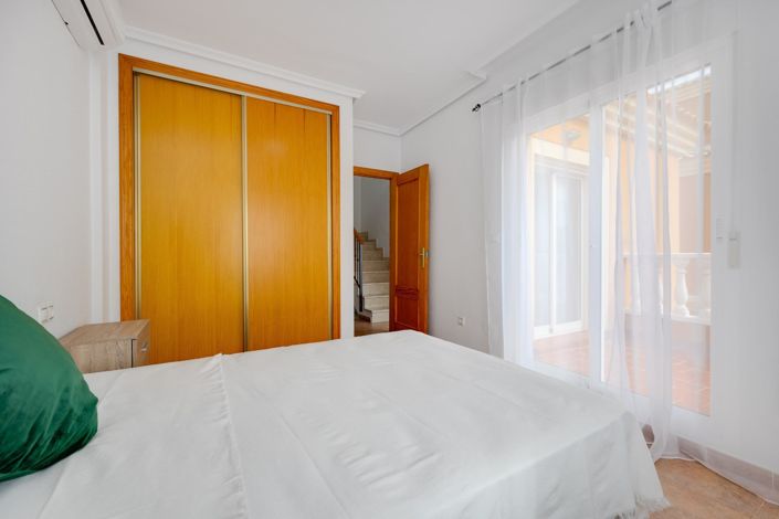 Image No.50-3 Bed Villa for sale