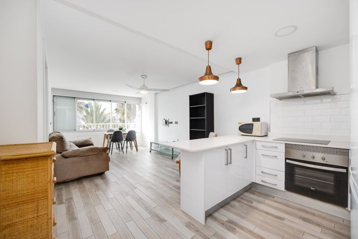 Image No.12-2 Bed Apartment for sale