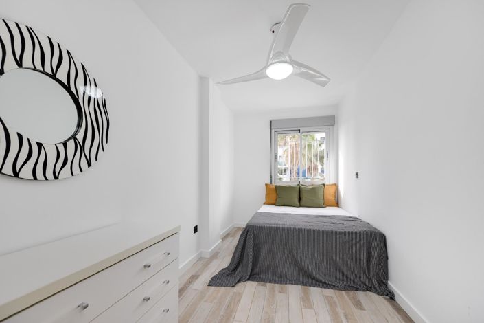 Image No.21-2 Bed Apartment for sale