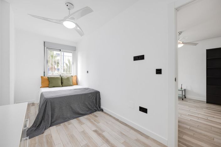 Image No.22-2 Bed Apartment for sale