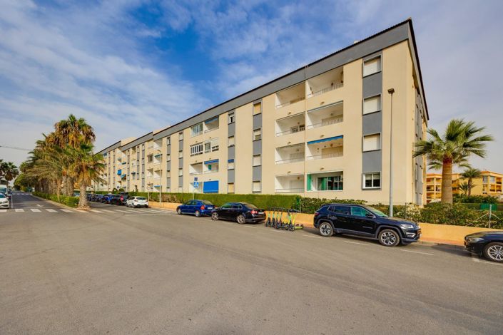 Image No.35-2 Bed Apartment for sale