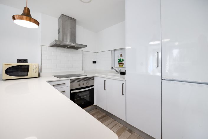 Image No.4-2 Bed Apartment for sale