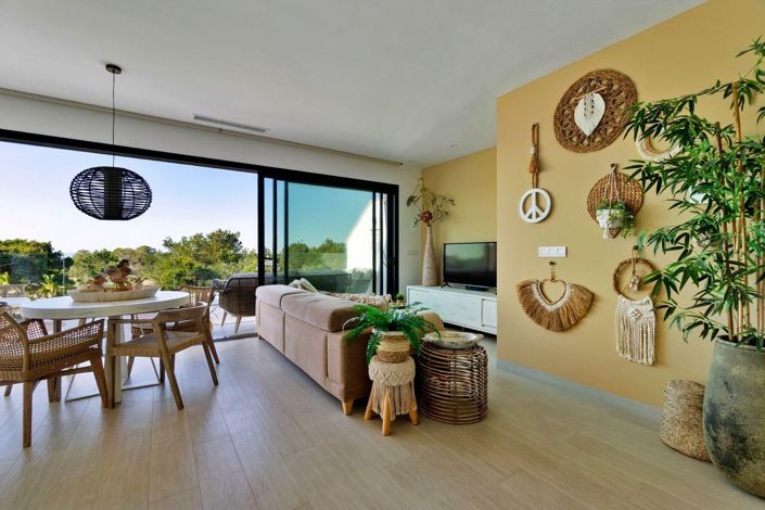 Image No.32-2 Bed Flat for sale