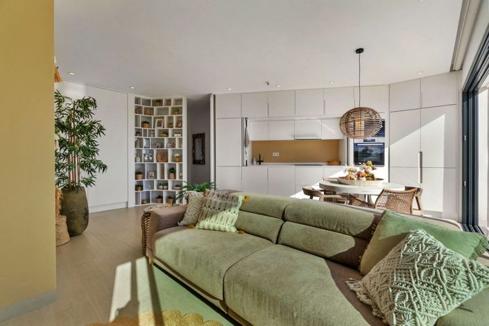 Image No.5-2 Bed Flat for sale