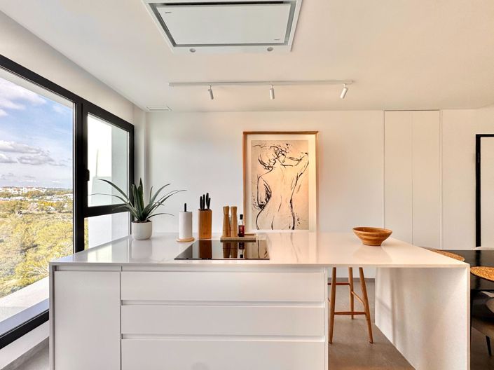 Image No.16-2 Bed Apartment for sale