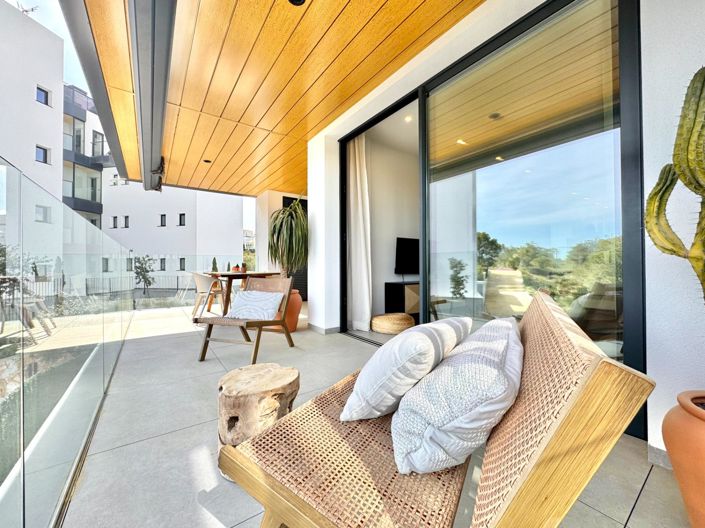 Image No.26-2 Bed Apartment for sale