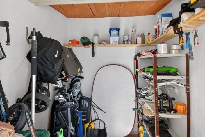 Image No.20-3 Bed Flat for sale