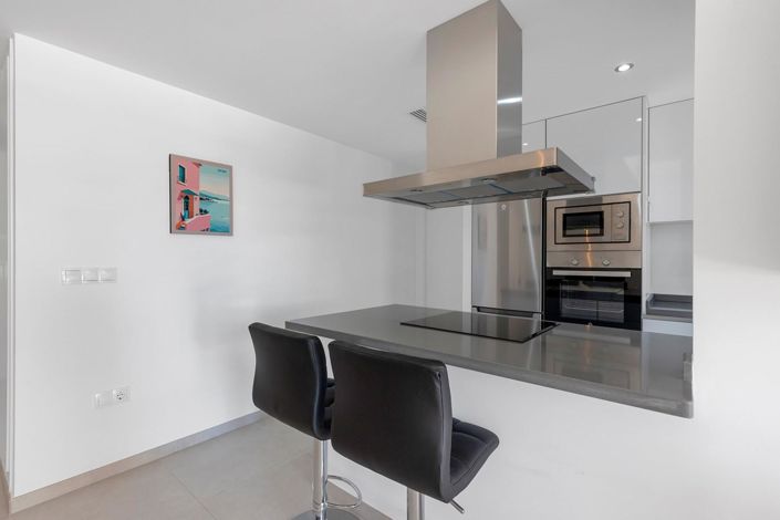 Image No.10-2 Bed Apartment for sale