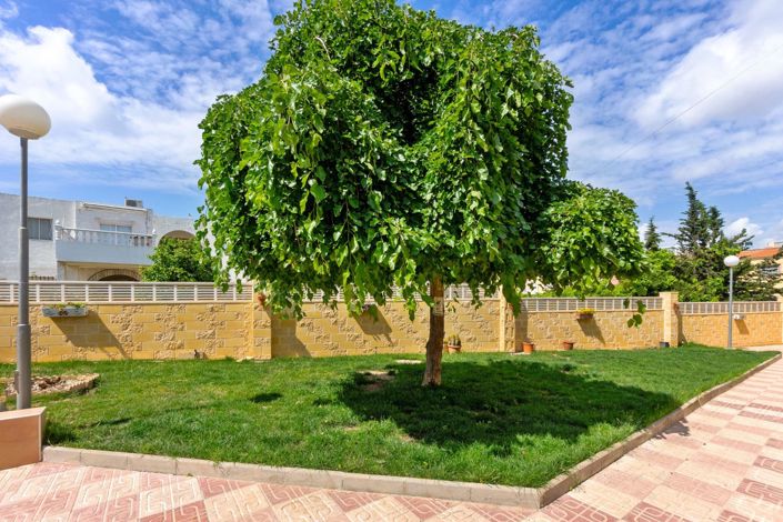 Image No.21-1 Bed Property for sale