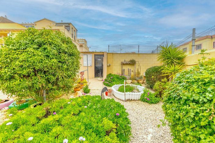 Image No.22-1 Bed Property for sale