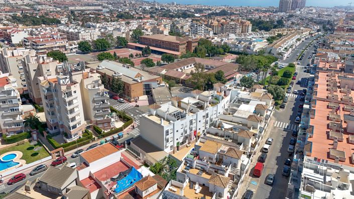 Image No.28-2 Bed Apartment for sale