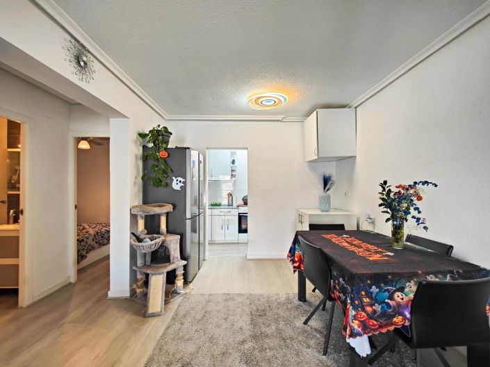 Image No.15-2 Bed House for sale