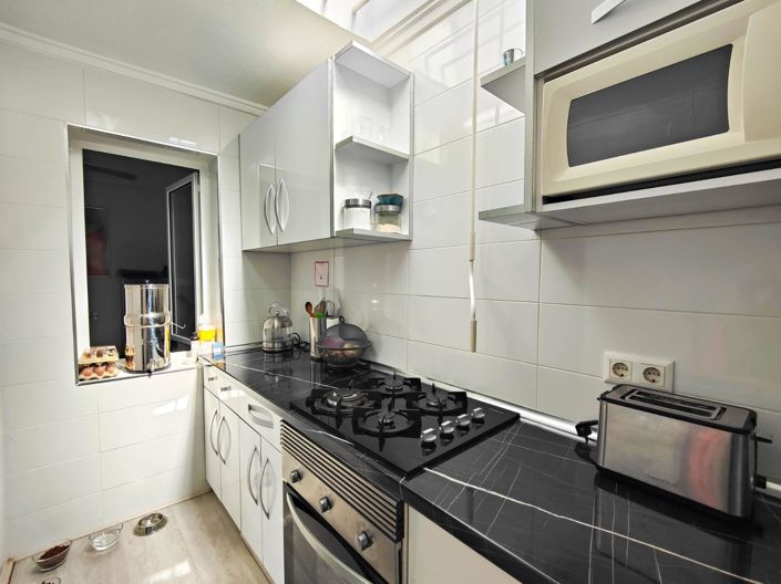 Image No.19-2 Bed House for sale