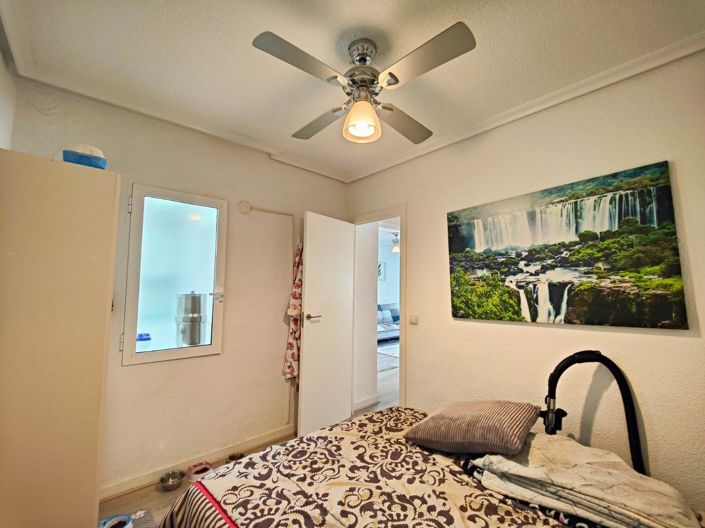 Image No.33-2 Bed House for sale