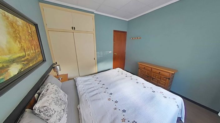 Image No.18-3 Bed Apartment for sale